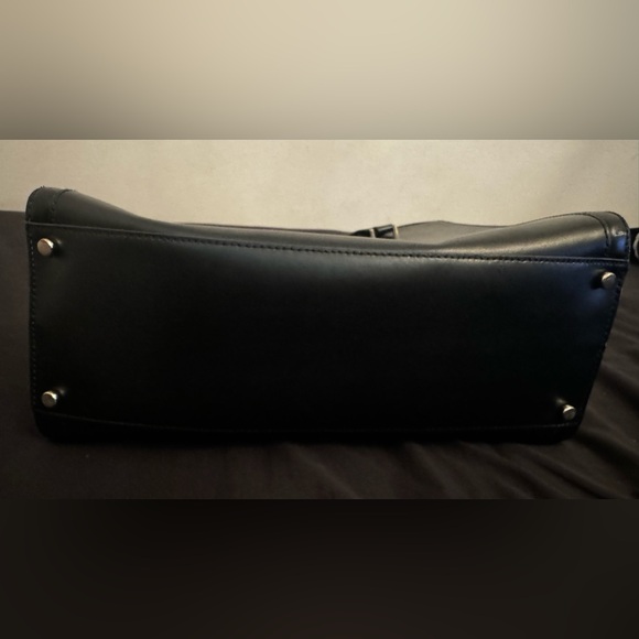 Kate spade used tote - Picture 15 of 15